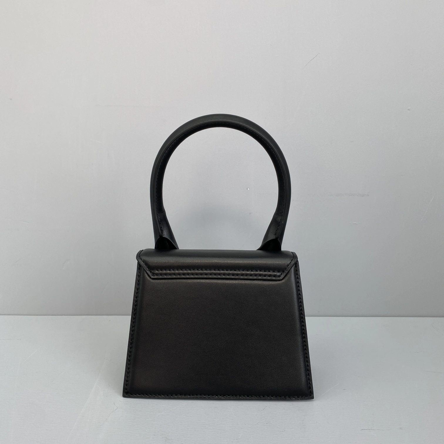 Jacquemus Top Handle Bags Sophisticated 69558