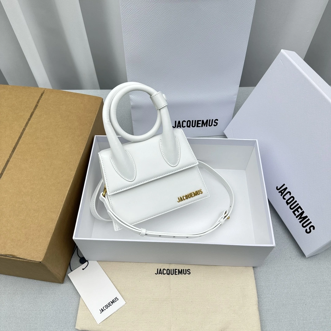 Affordable Jacquemus Top Handle Bags 69590