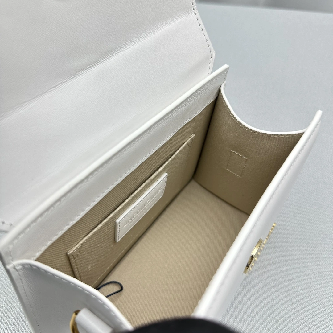 Affordable Jacquemus Top Handle Bags 69590