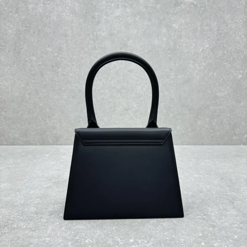 Comfortable Jacquemus Top Handle Bags 55728