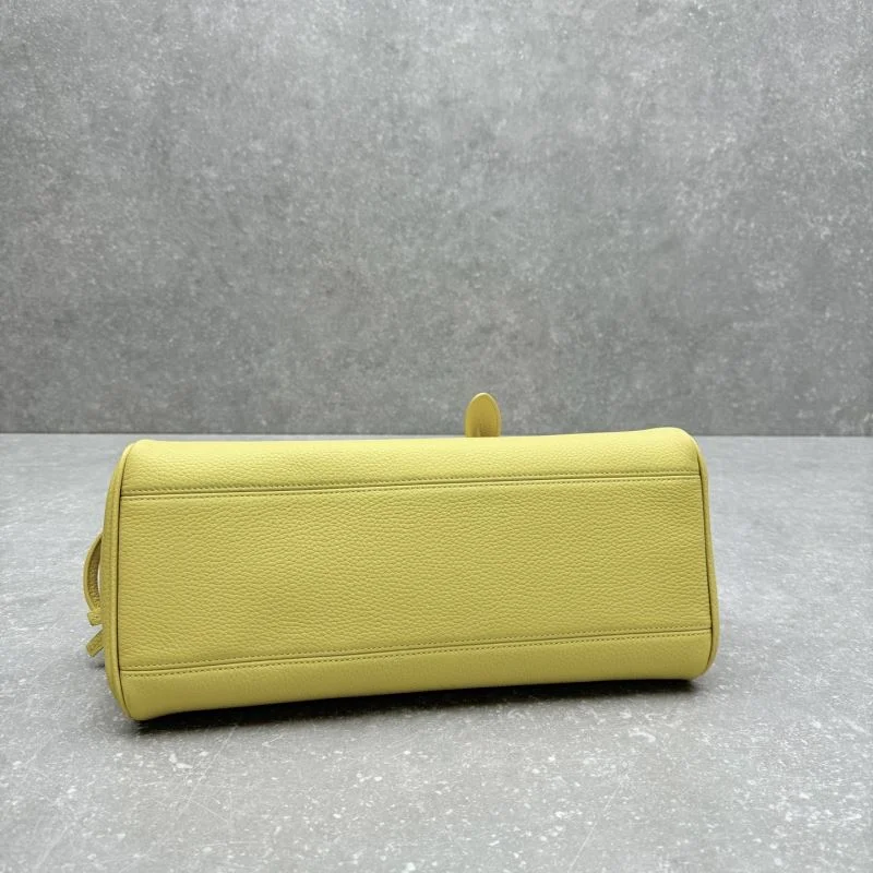OnTrend Jacquemus Top Handle Bags 55716