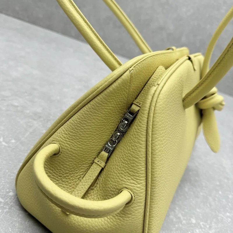 OnTrend Jacquemus Top Handle Bags 55716