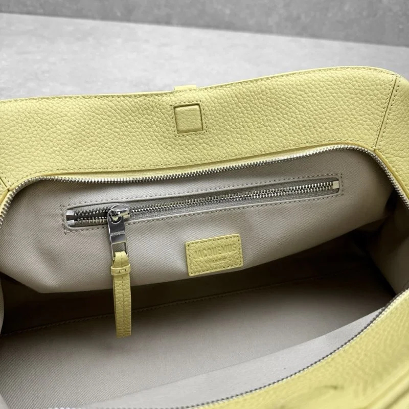 OnTrend Jacquemus Top Handle Bags 55716