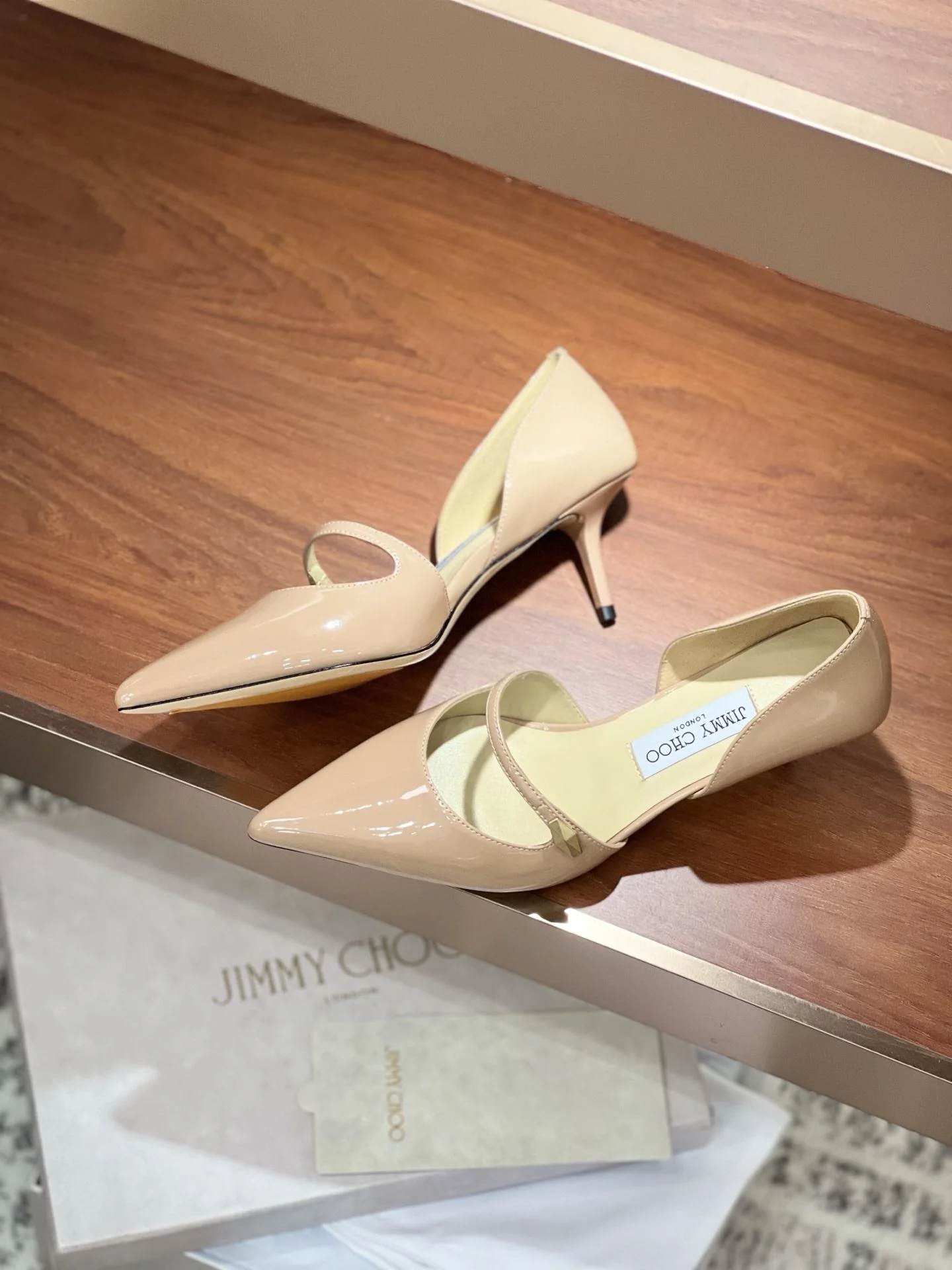 Jimmy Choo Sandals Stylish 8015