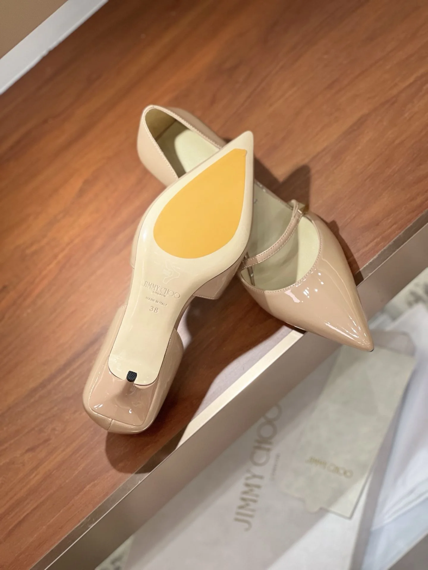 Jimmy Choo Sandals Stylish 8015