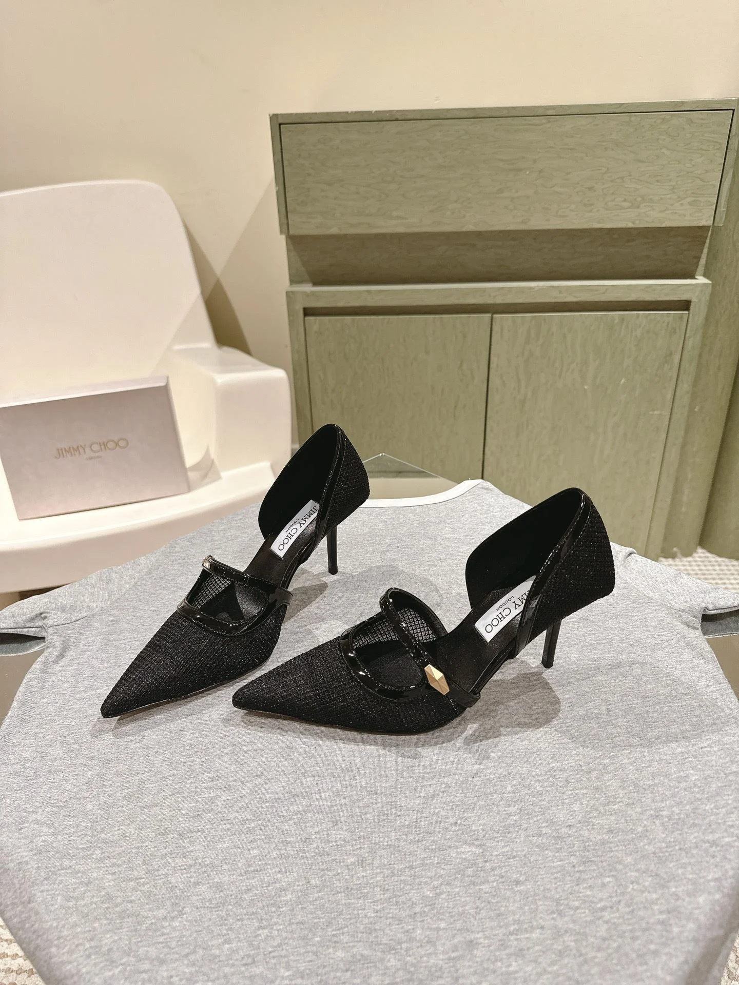 Jimmy Choo Sandals Versatile 7937