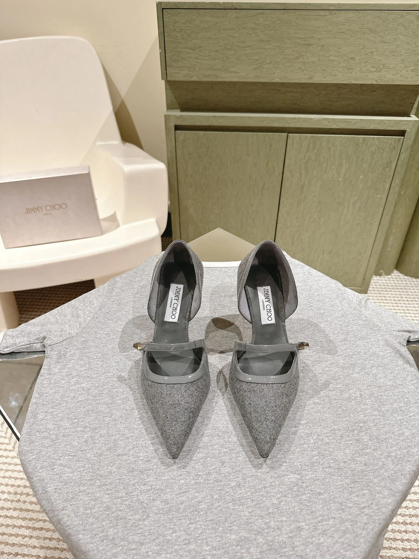 Modern Jimmy Choo Sandals 7935