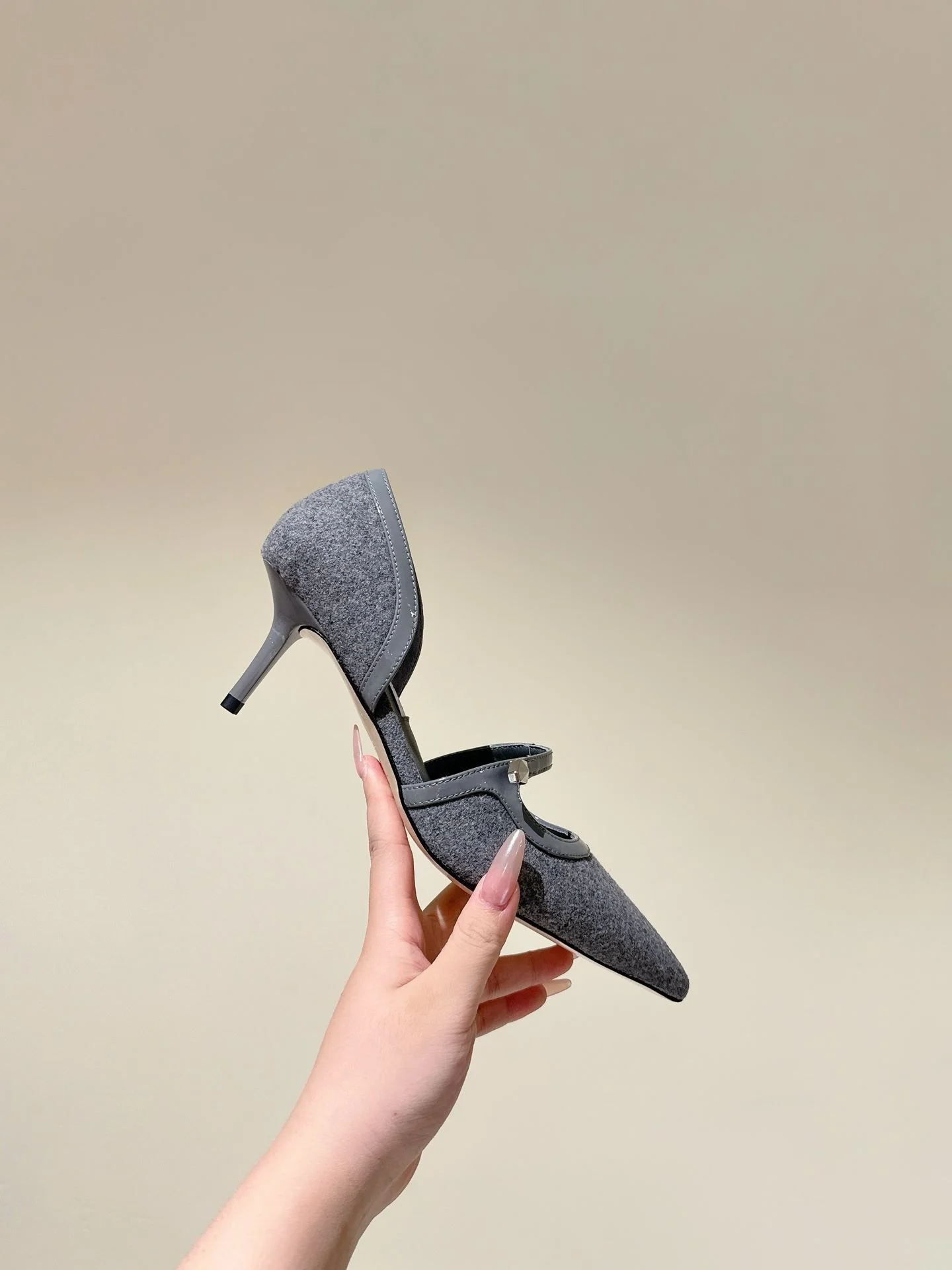 Classic Jimmy Choo Sandals 7942