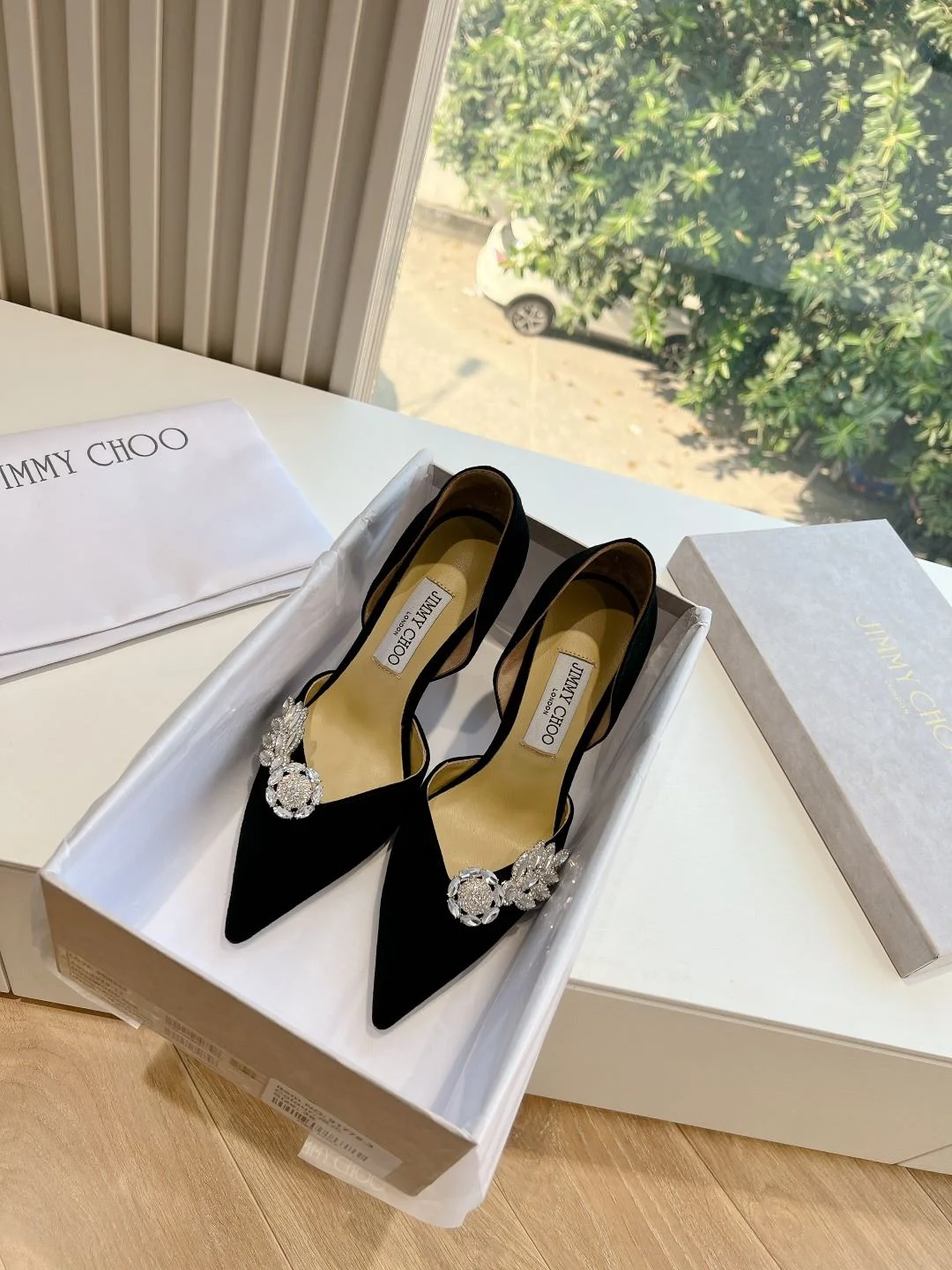 Modern Jimmy Choo Sandals 7969