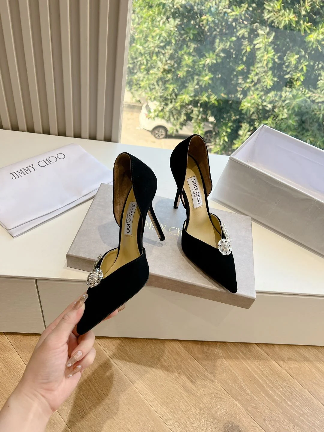 Modern Jimmy Choo Sandals 7969
