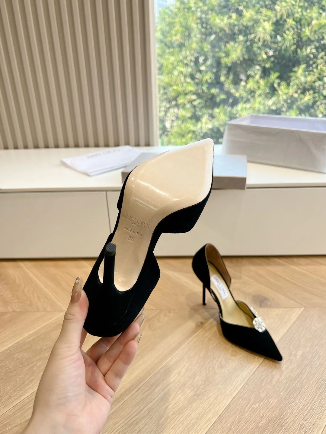 Modern Jimmy Choo Sandals 7969