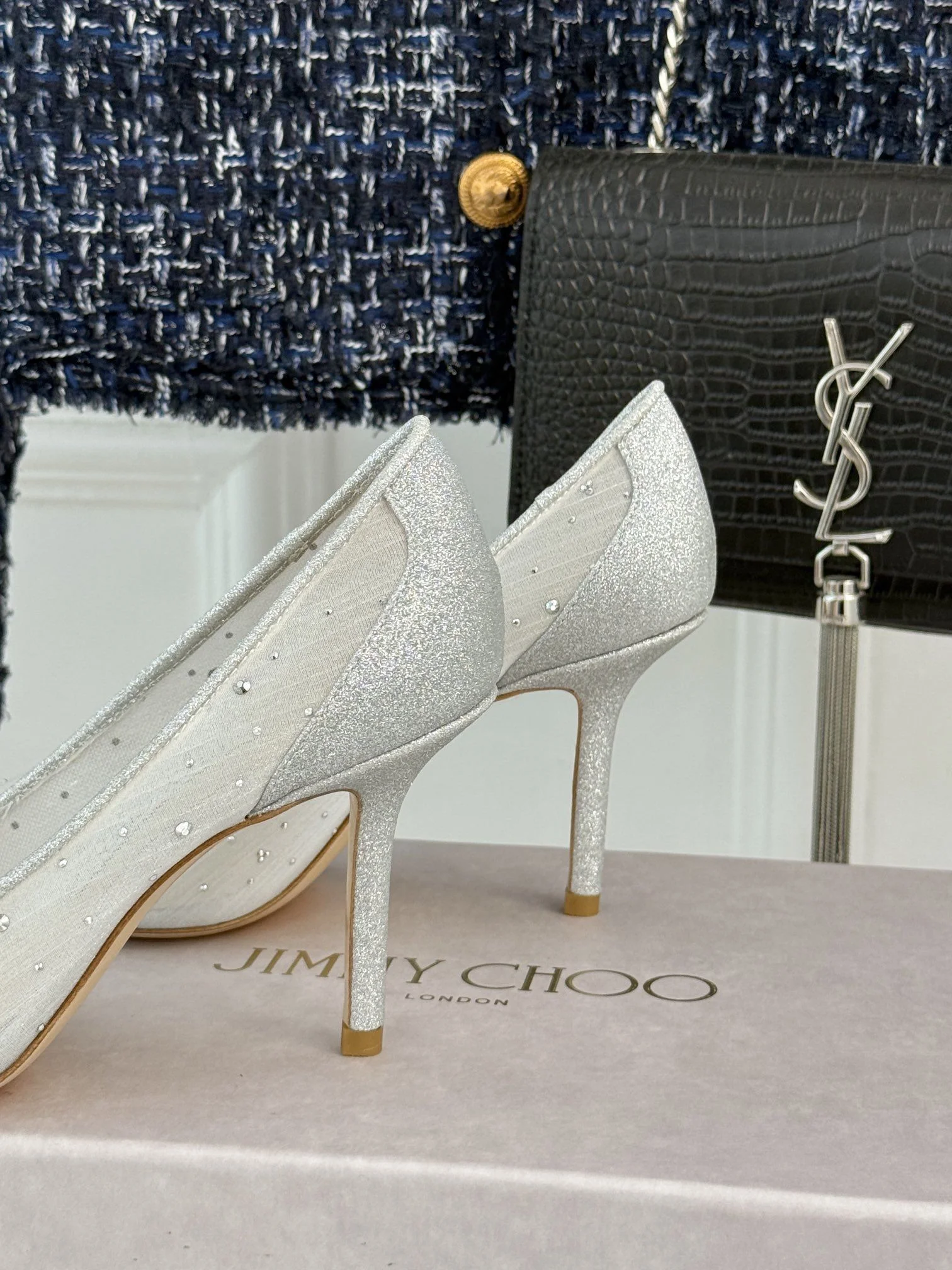Jimmy Choo Shoes Fashionable 7908