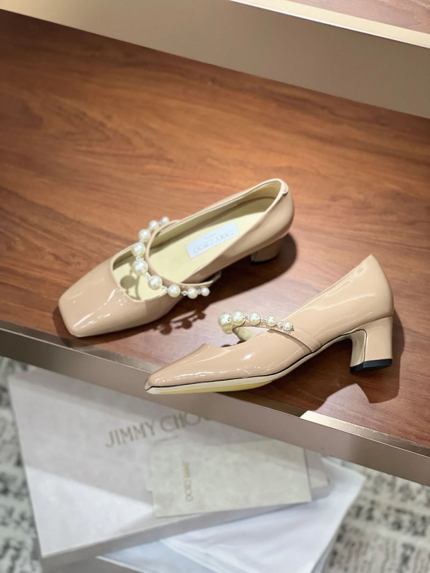 Youthful Jimmy Choo Shoes 8005