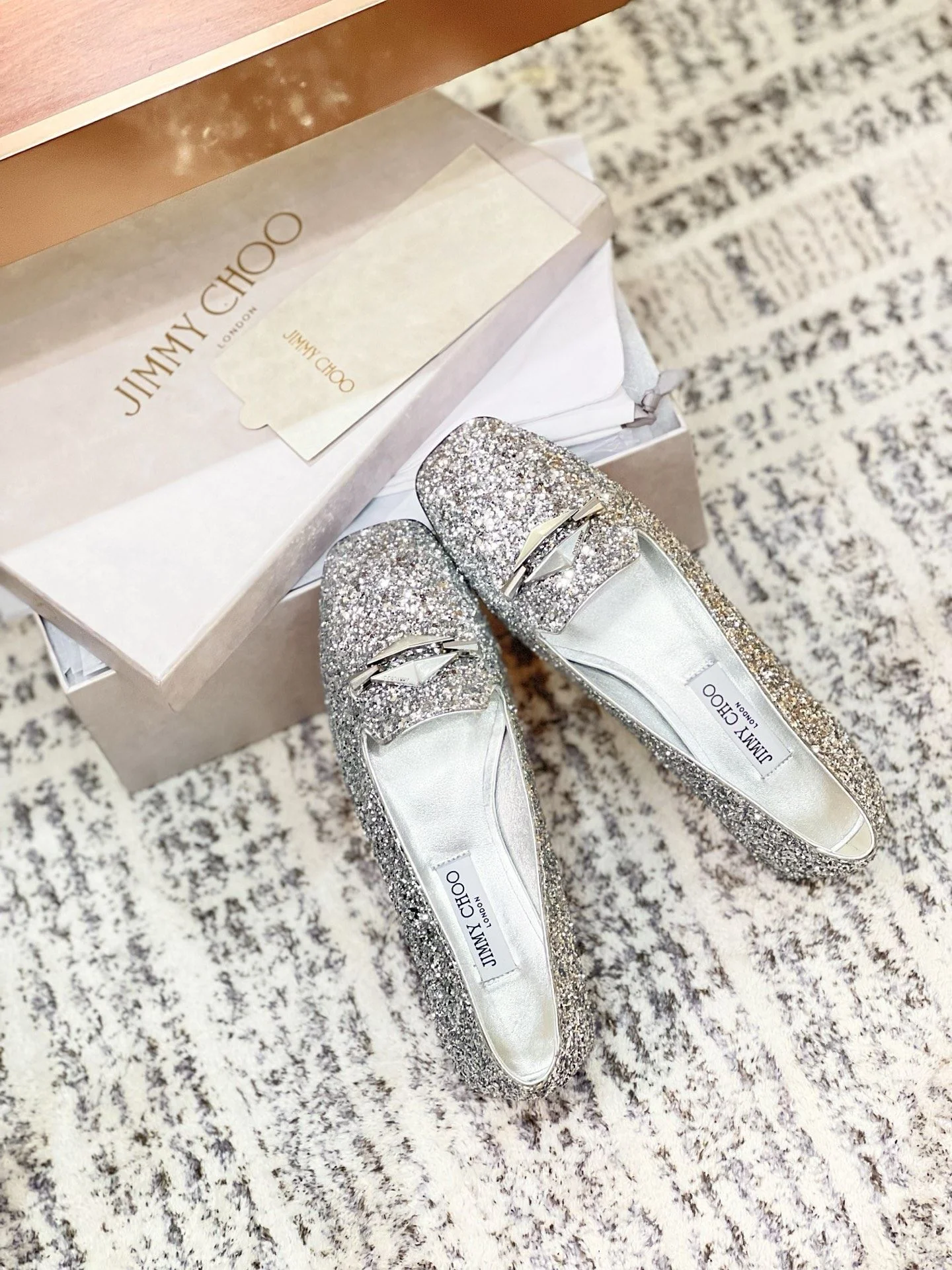 Jimmy Choo Shoes Resilient 8026