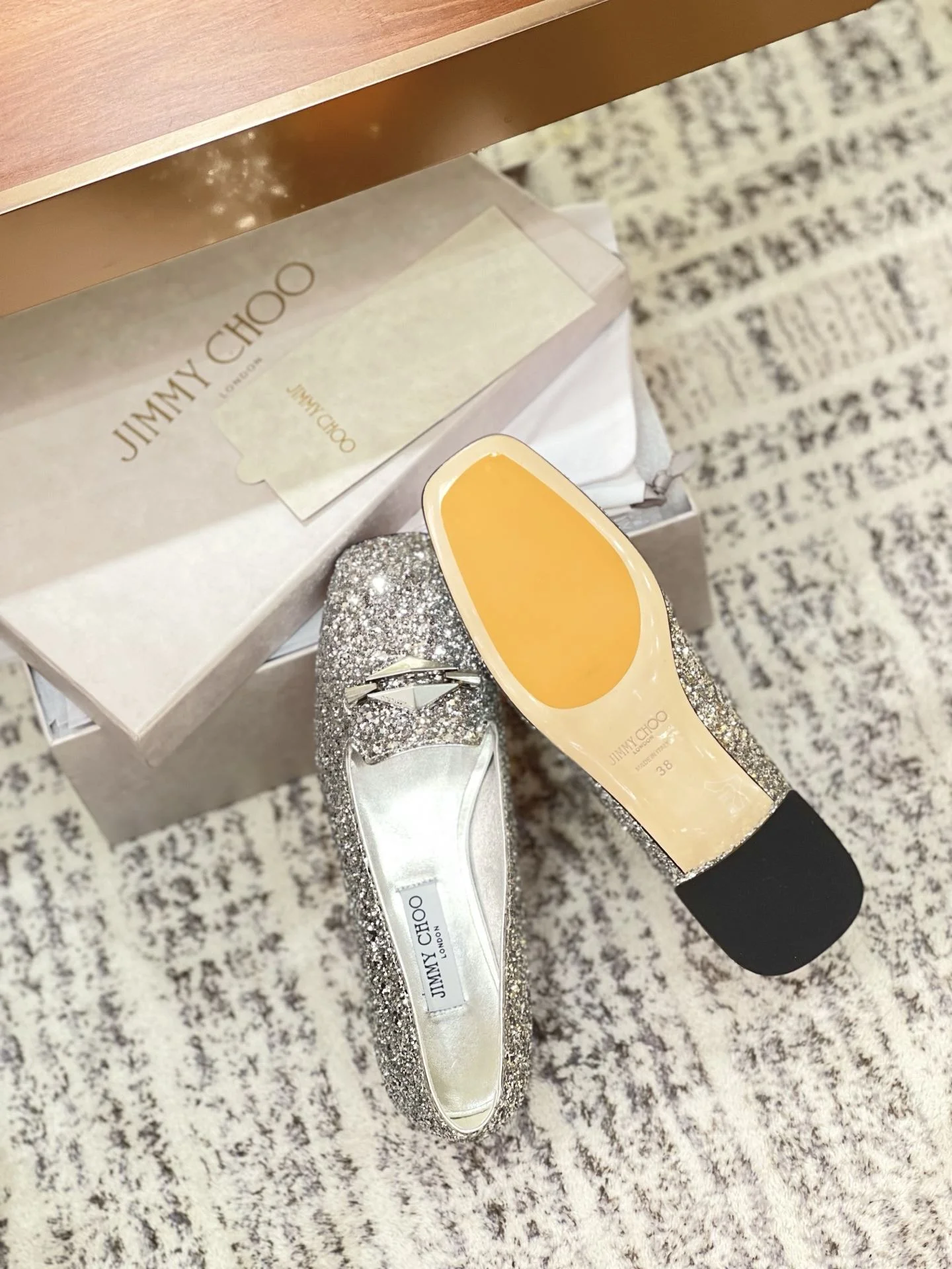 Jimmy Choo Shoes Resilient 8026