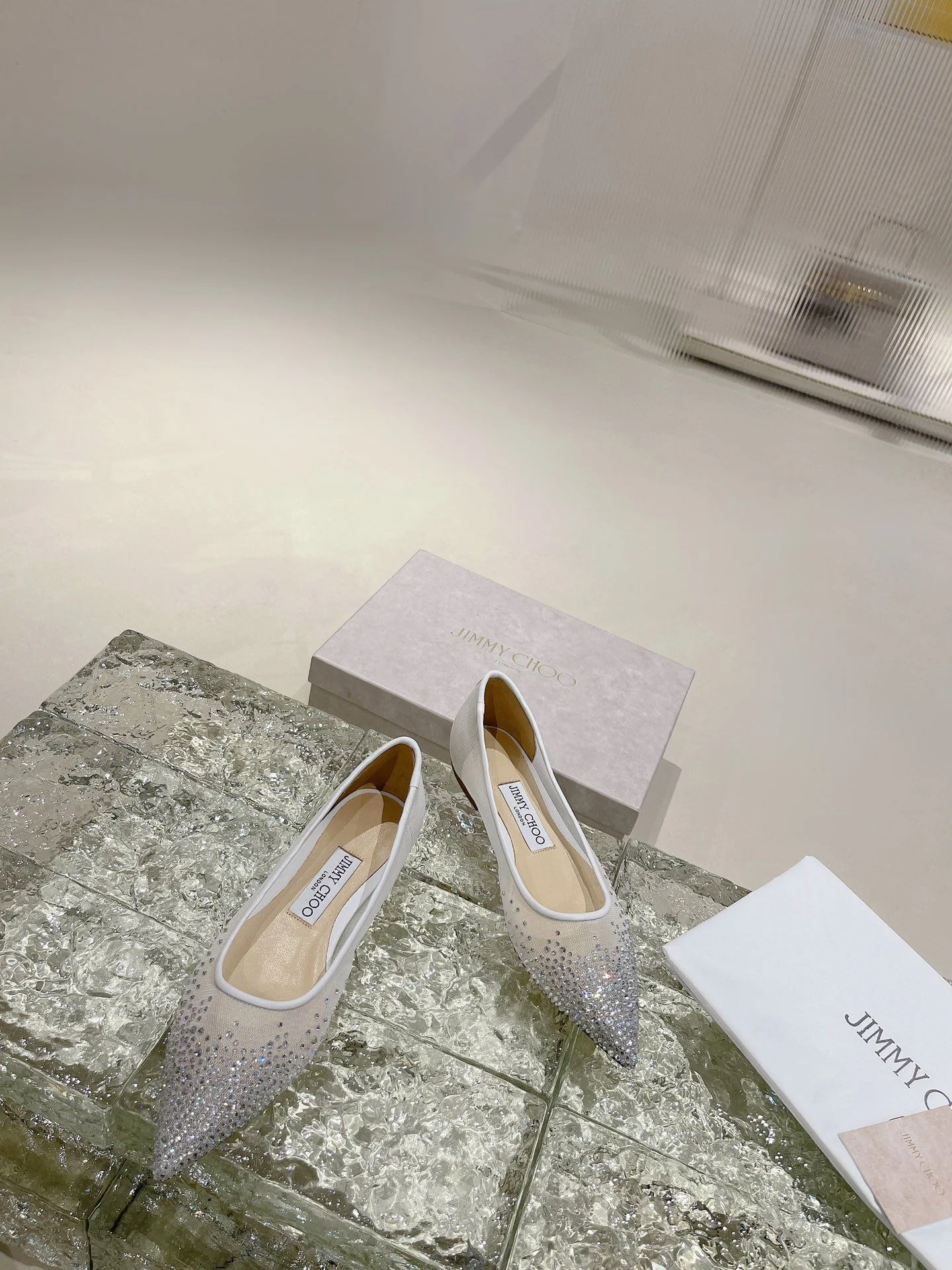 EyeCatching Jimmy Choo Shoes 7877
