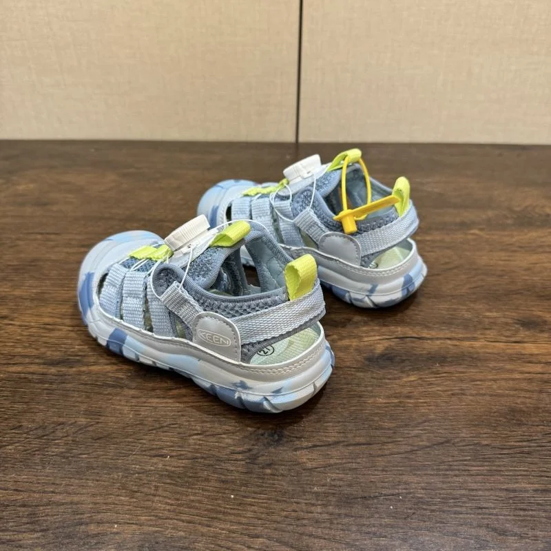 KEEN SHOES Versatile 28823