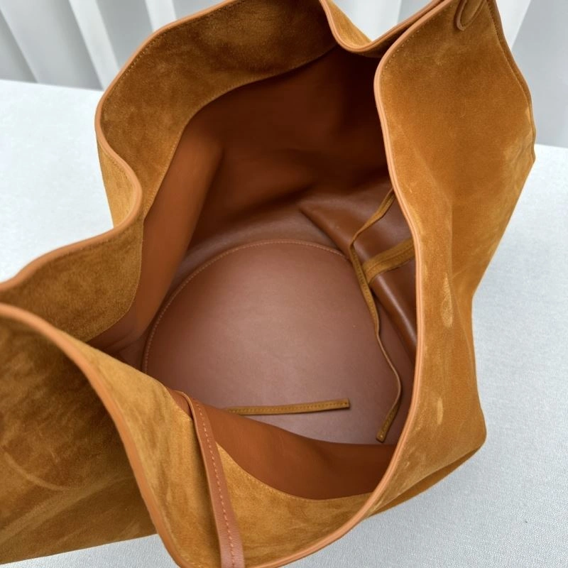 Supportive Khaite Shopping Bags 64313