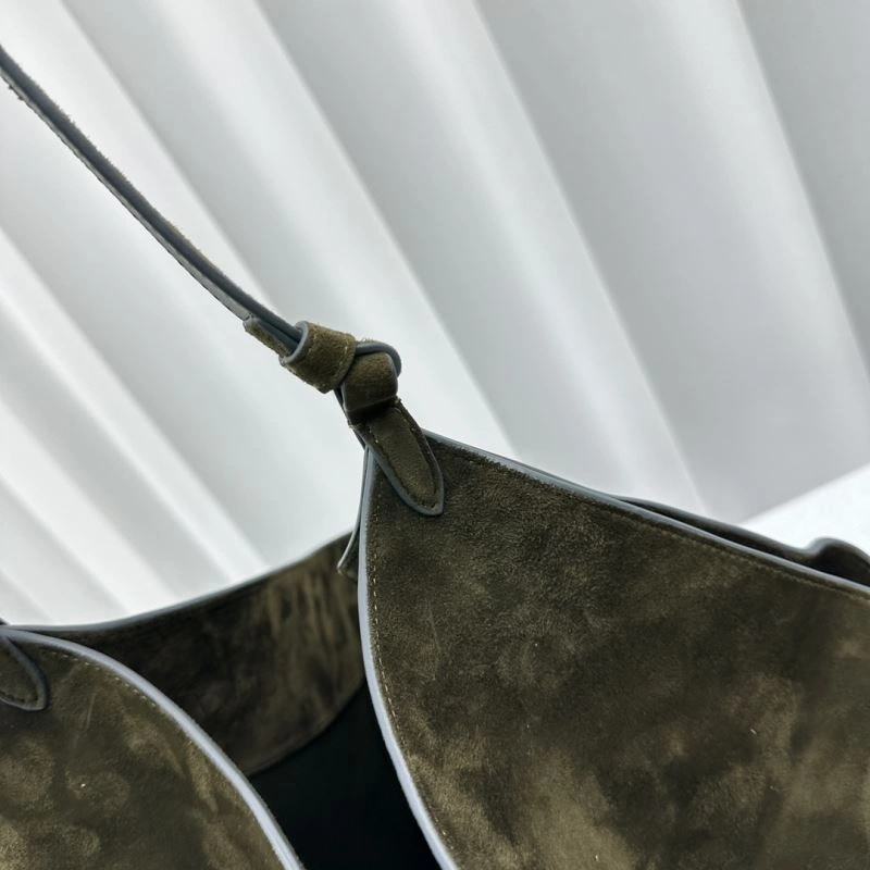 Khaite Shopping Bags Classic 64305
