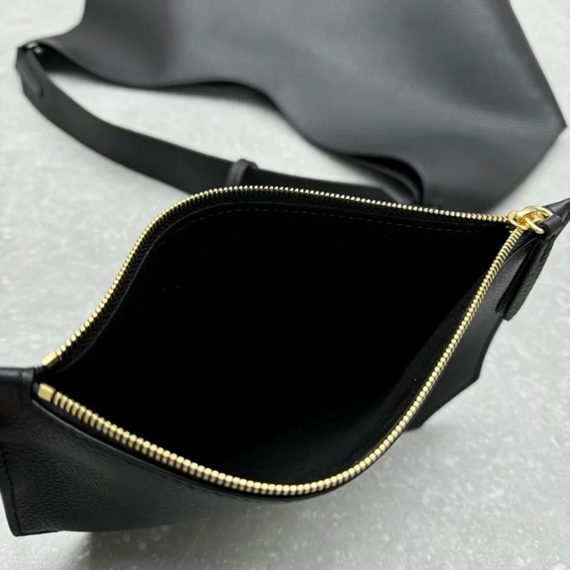 Modern Khaite Shopping Bags 55698