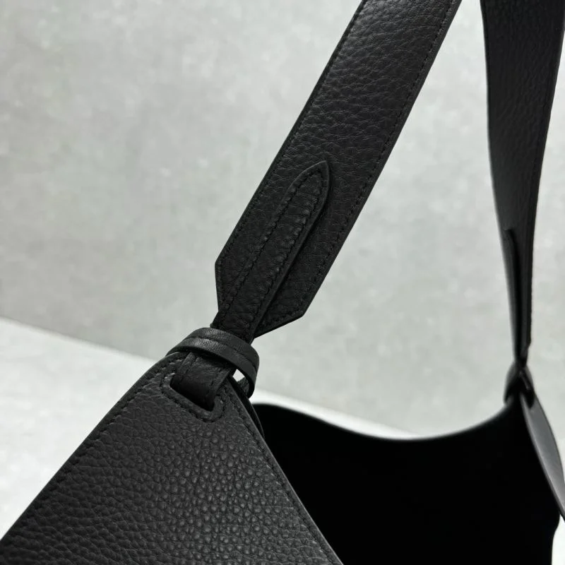 Modern Khaite Shopping Bags 55698