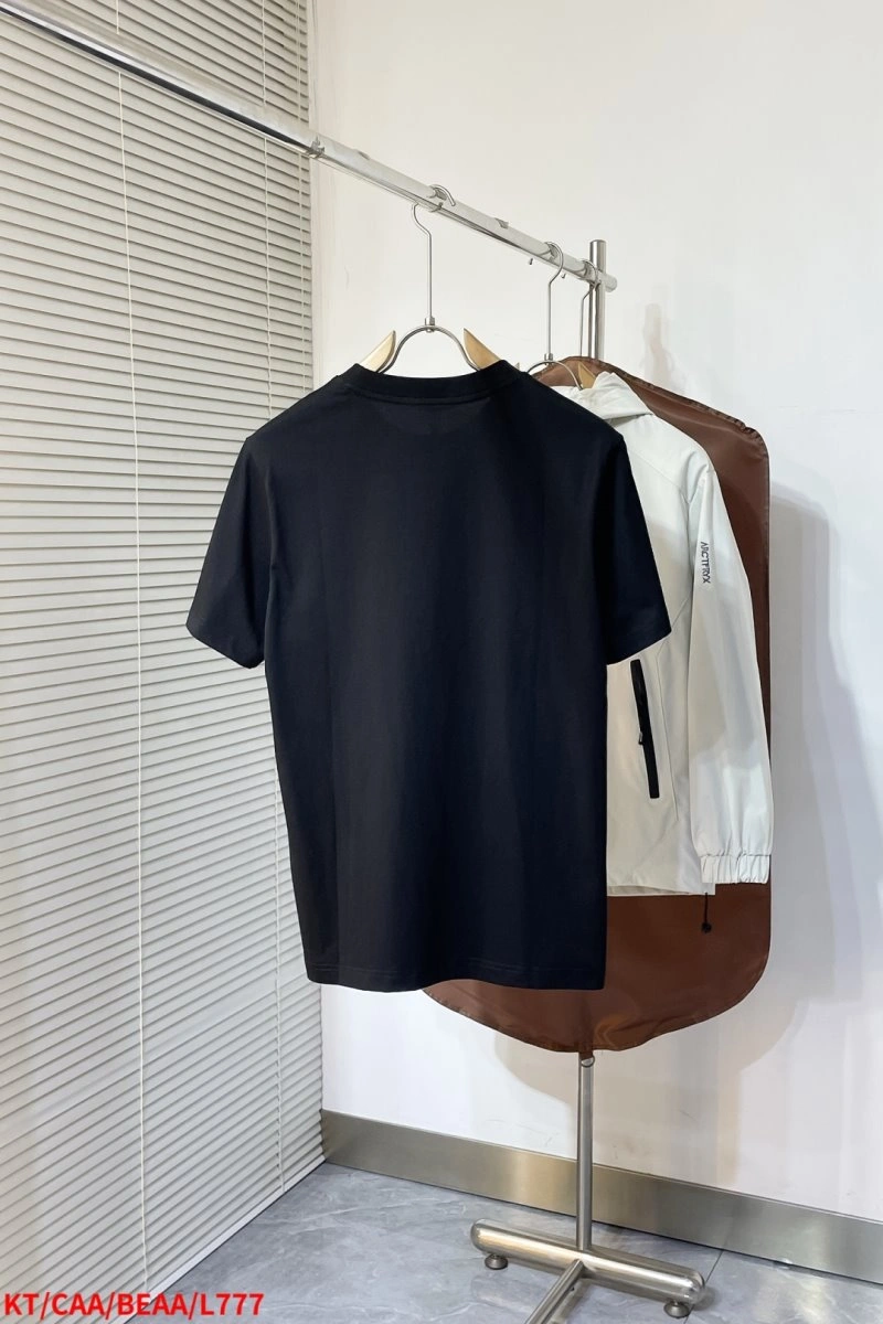 Kiton T-Shirts Durable 152337