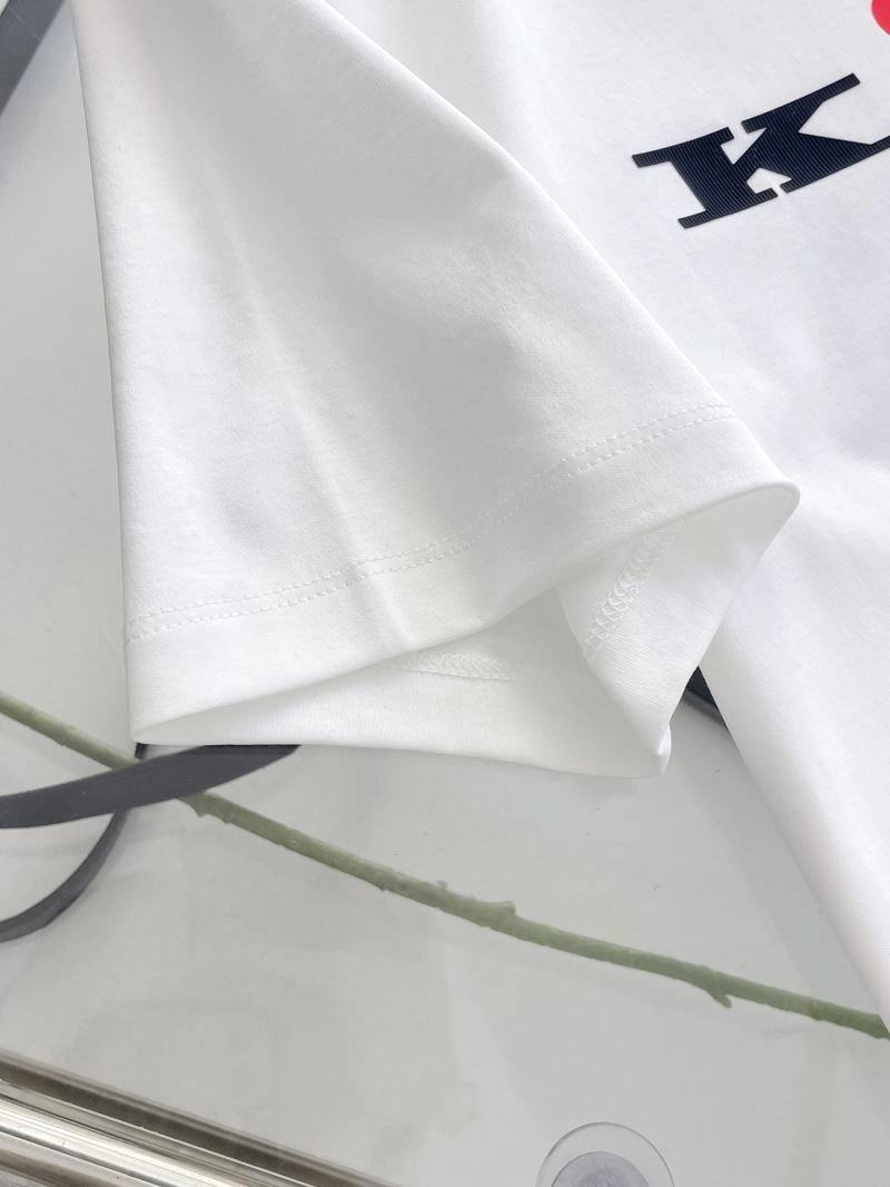 Kiton T-Shirts Modern 161684