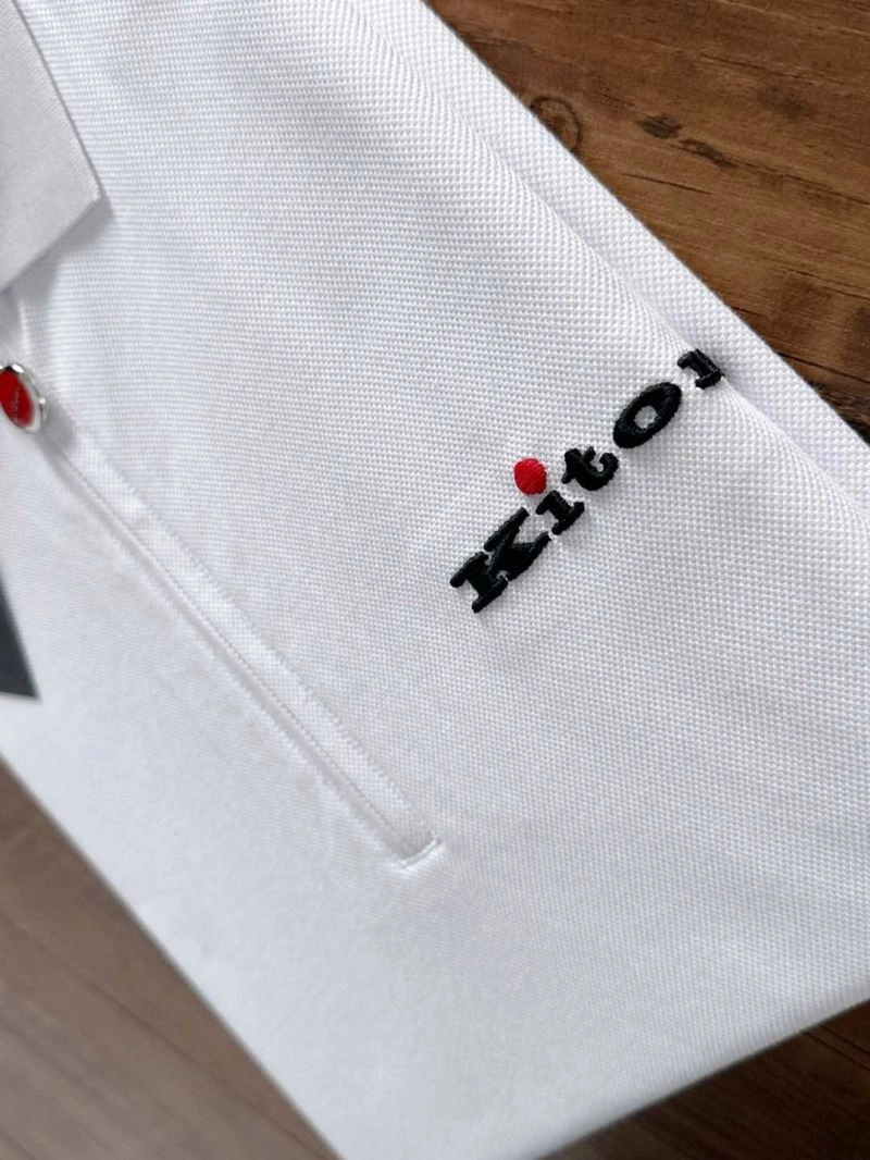 Kiton T-Shirts Versatile 161691