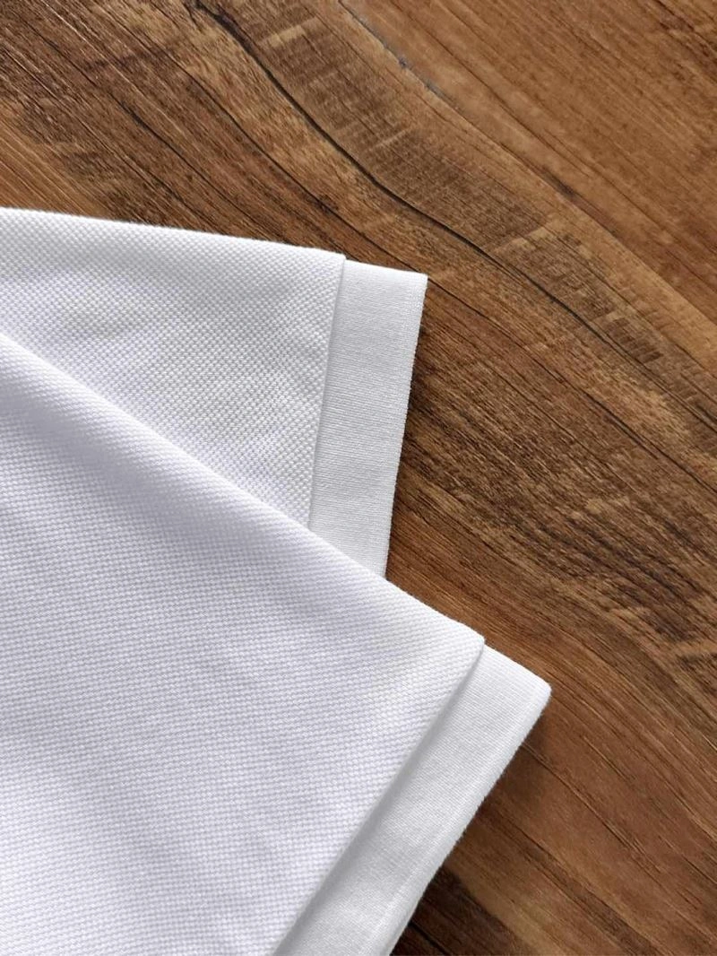Kiton T-Shirts Versatile 161691