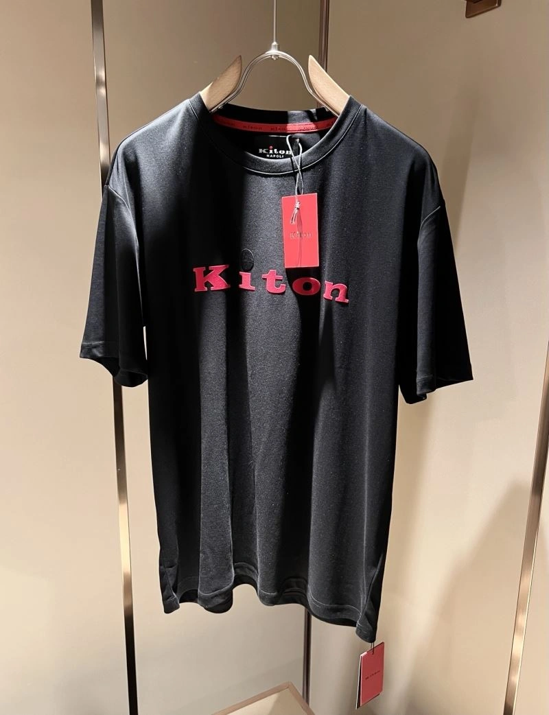 Kiton T-Shirts FashionForward 161713