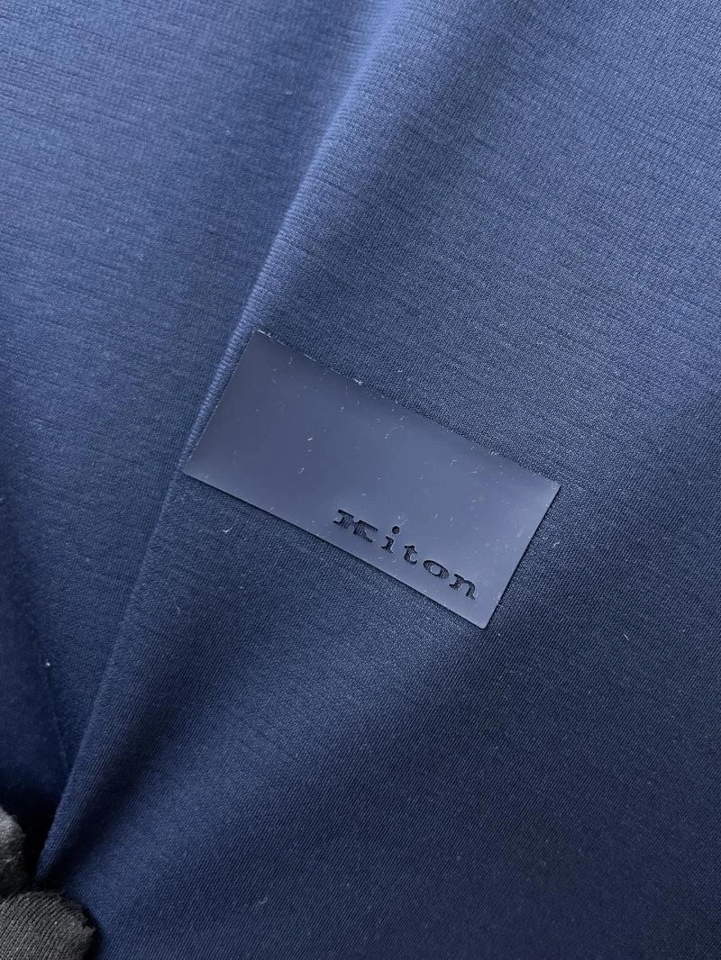 Kiton T-Shirts Stretchable 161671