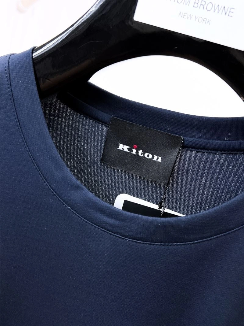 Kiton T-Shirts Stretchable 161671