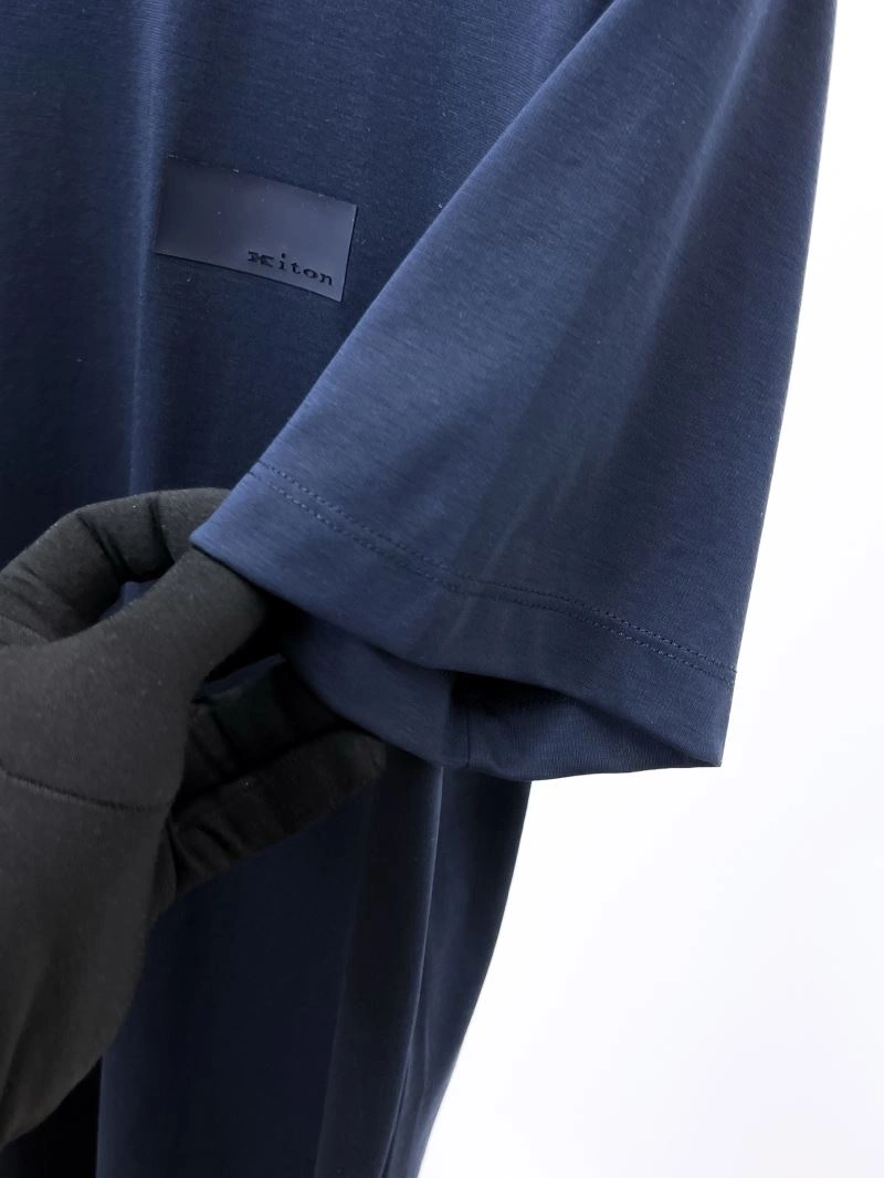 Kiton T-Shirts Stretchable 161671