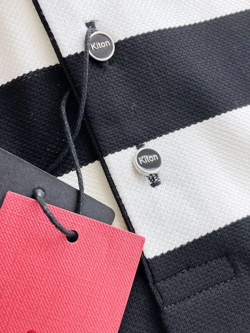 Kiton T-Shirts Contemporary 160633