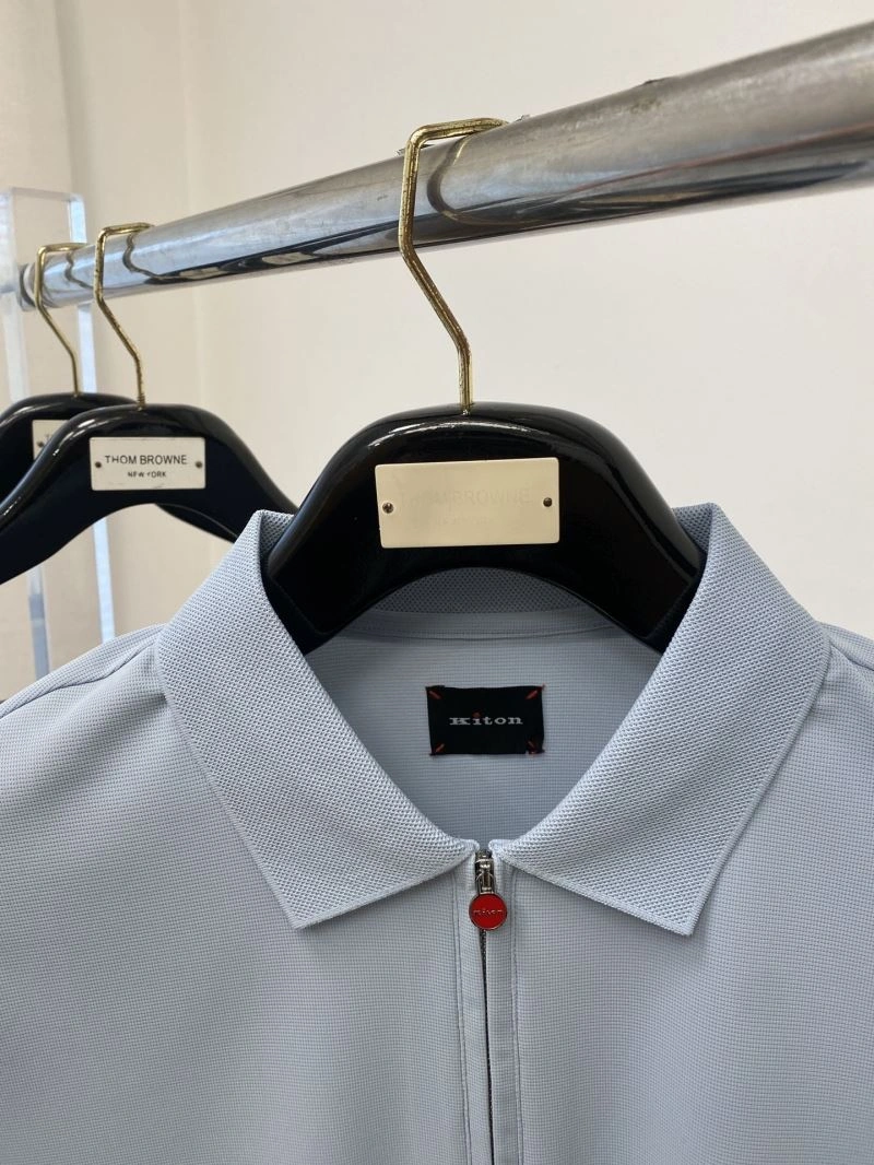 Kiton T-Shirts TimelessDesign 160635