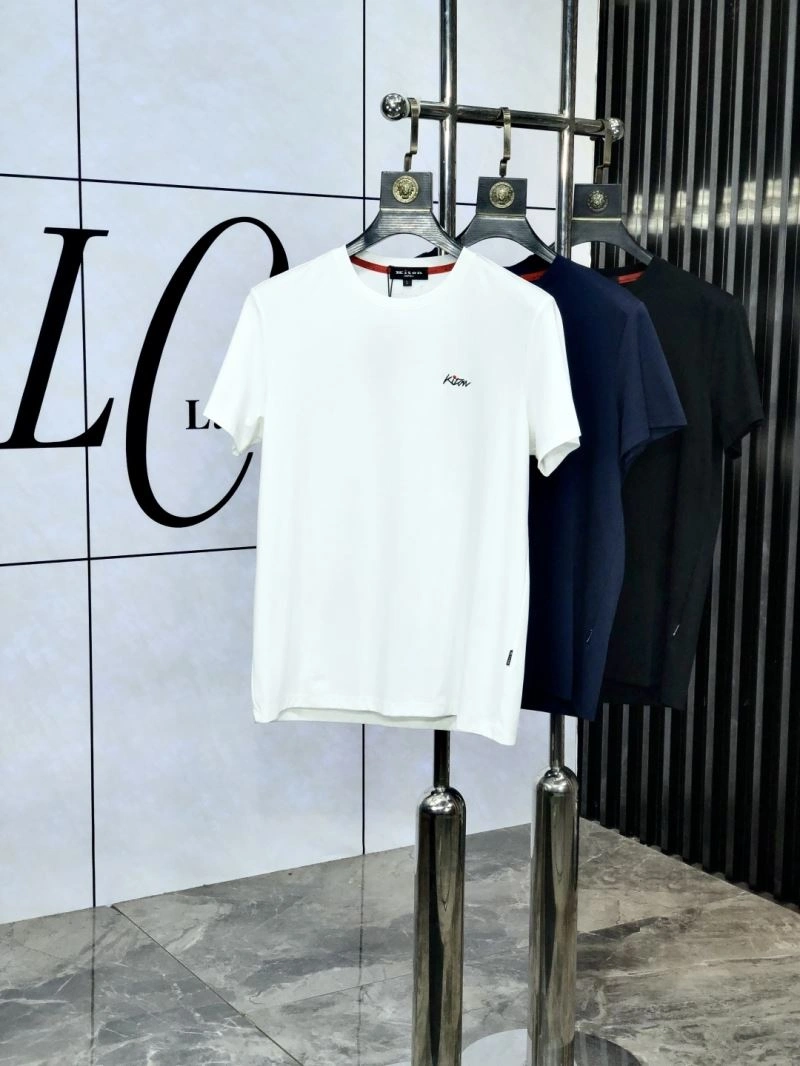 Kiton T-Shirts Flexible 160585