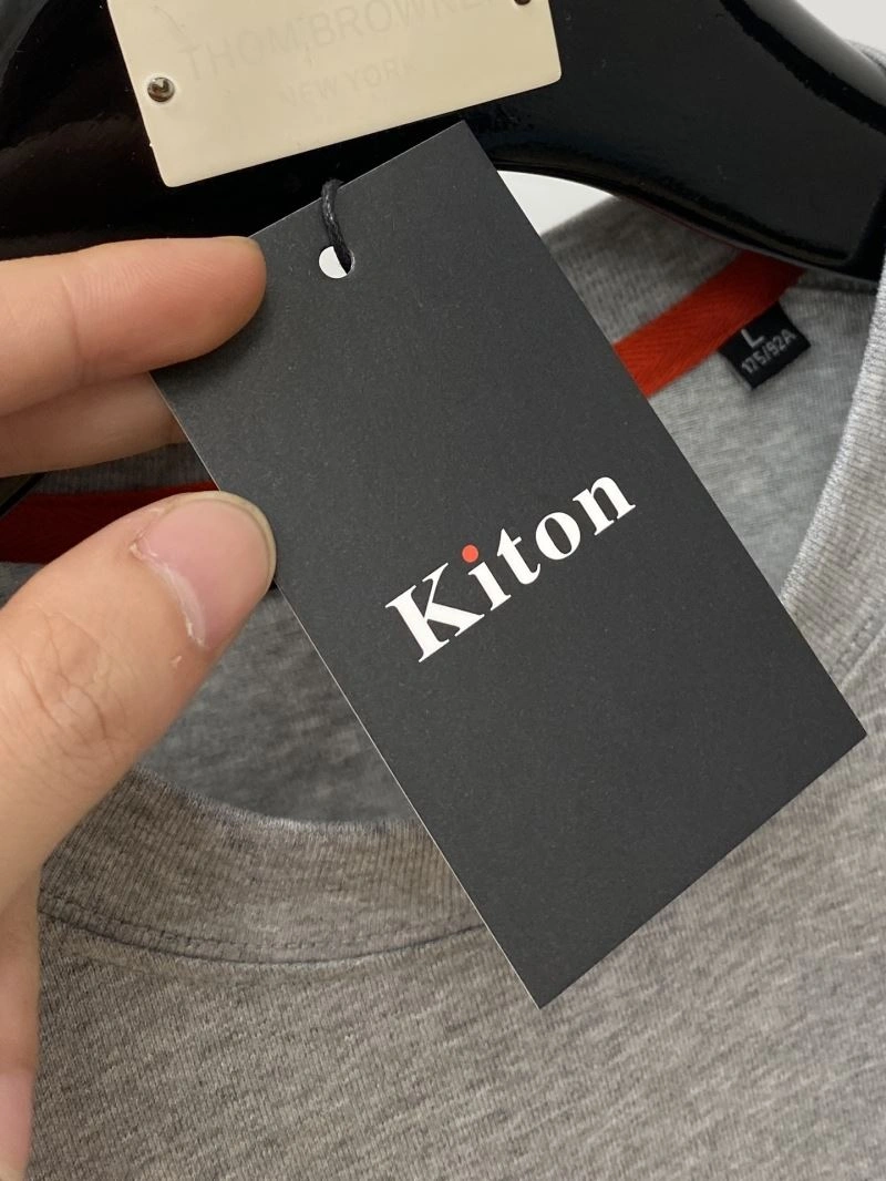 Kiton T-Shirts Soft 160575