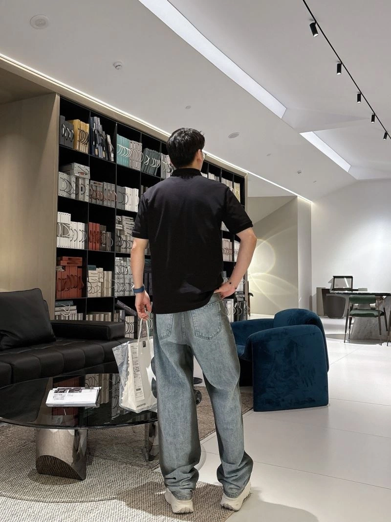 Kiton T-Shirts FreshLook 159426