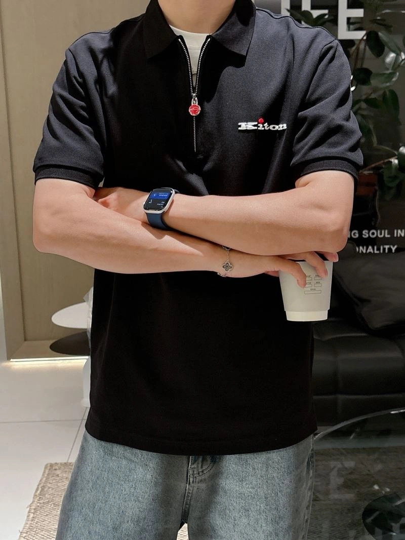 Kiton T-Shirts FreshLook 159426