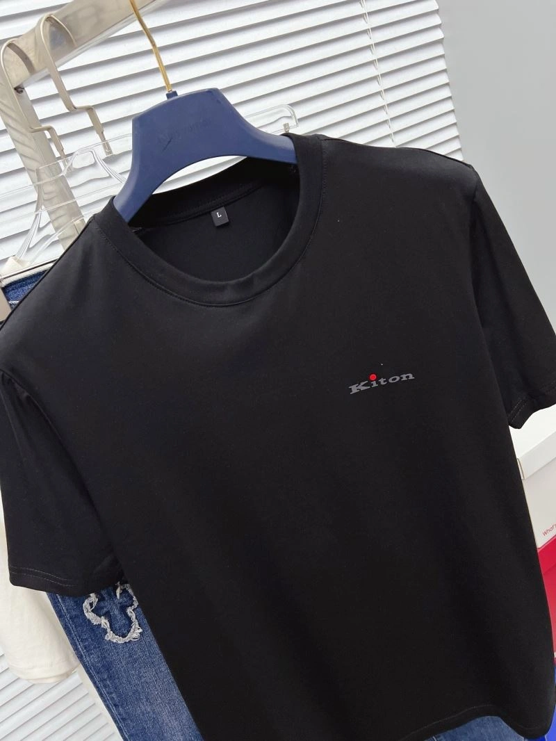 Kiton T-Shirts WrinkleFree 158448
