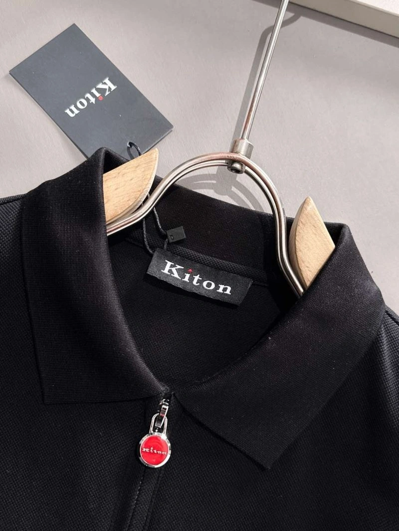 Kiton T-Shirts FreshLook 158445