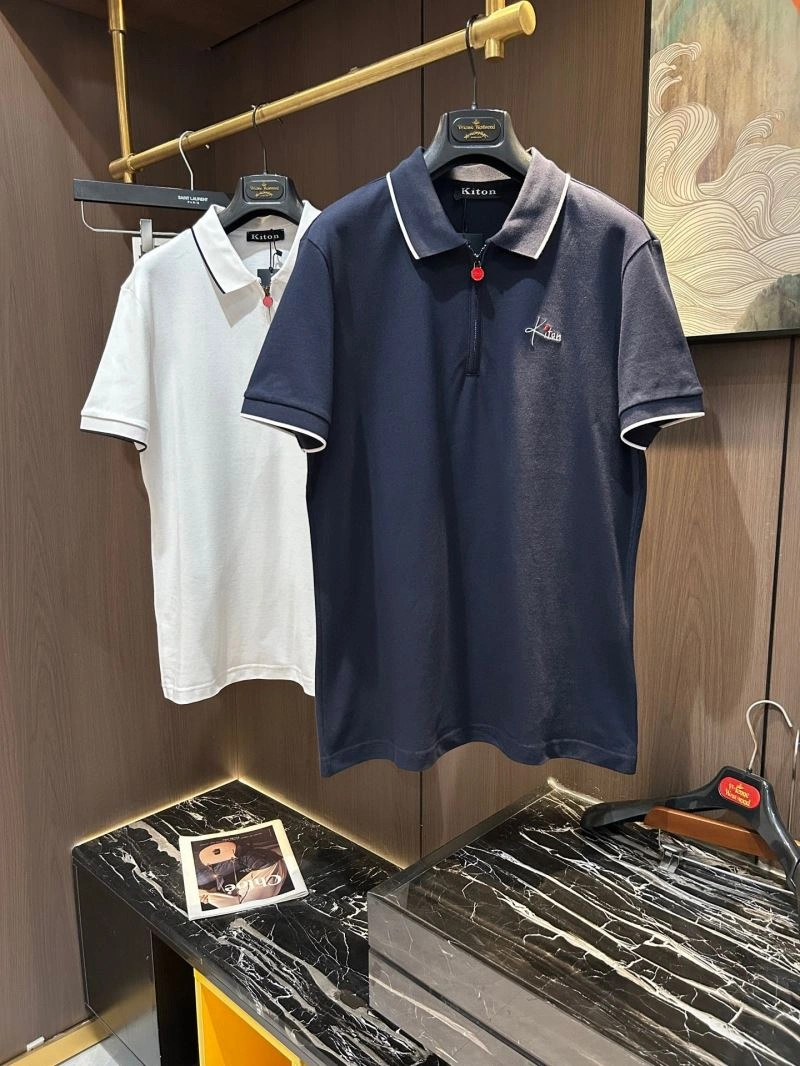 Kiton T-Shirts Chic 158440