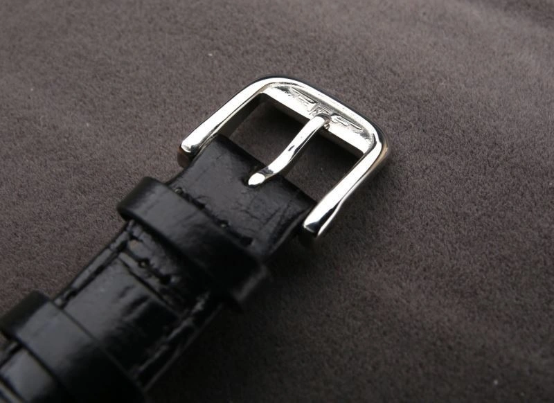 Snug LONGINES Watches 189703