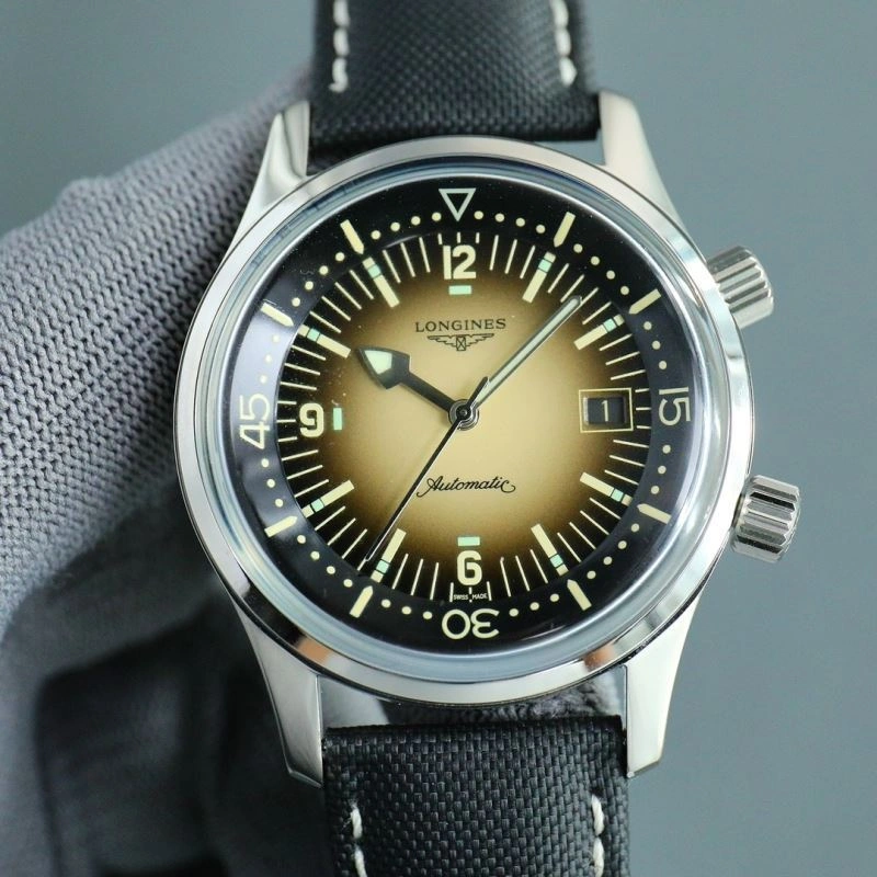 LONGINES Watches Colorful 189645