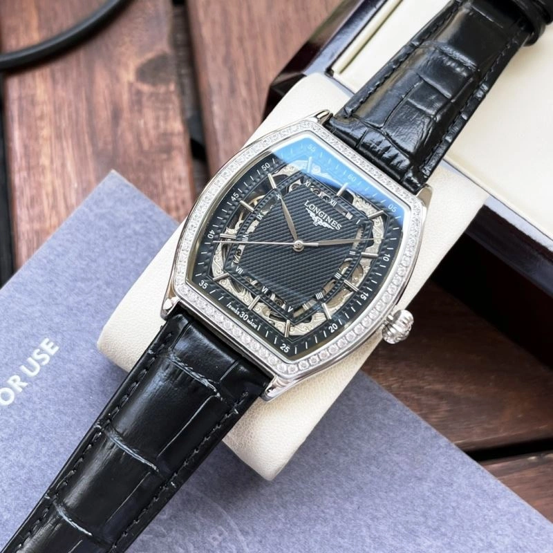 Versatile LONGINES Watches 189557