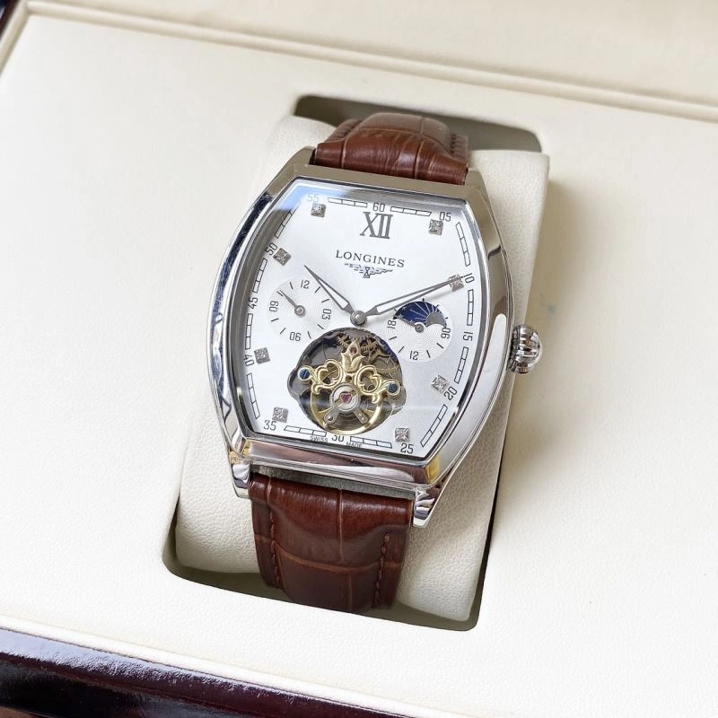 Sporty LONGINES Watches 189549
