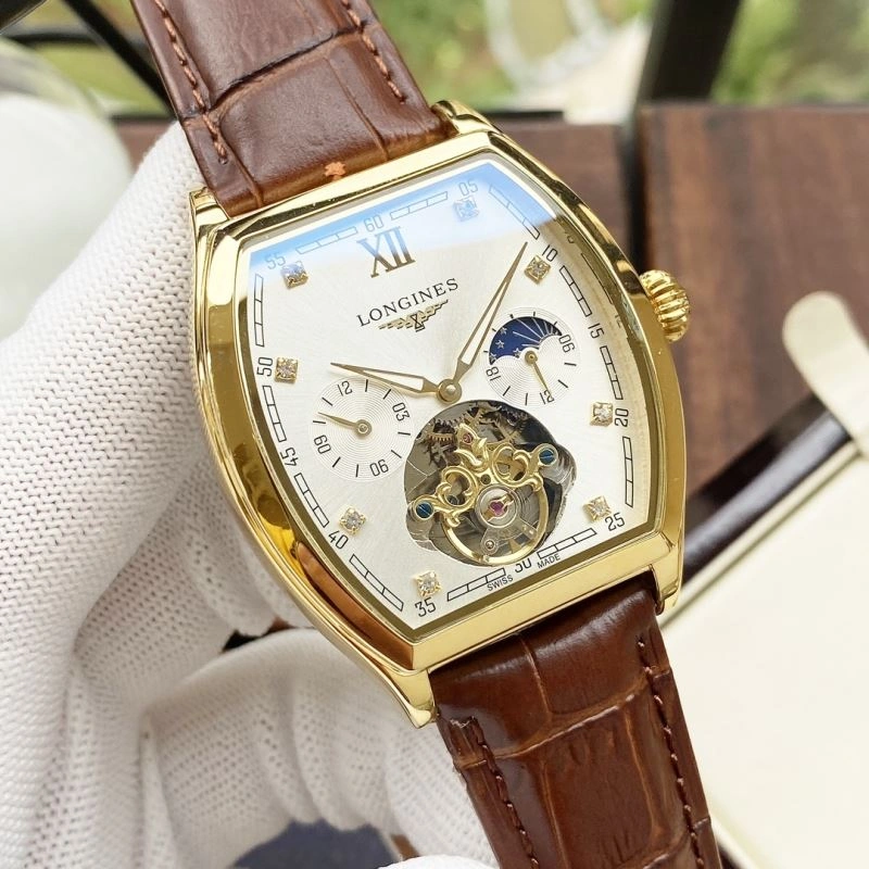 Sporty LONGINES Watches 189549