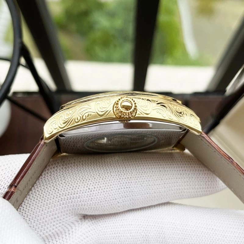 LONGINES Watches EyeCatching 189536