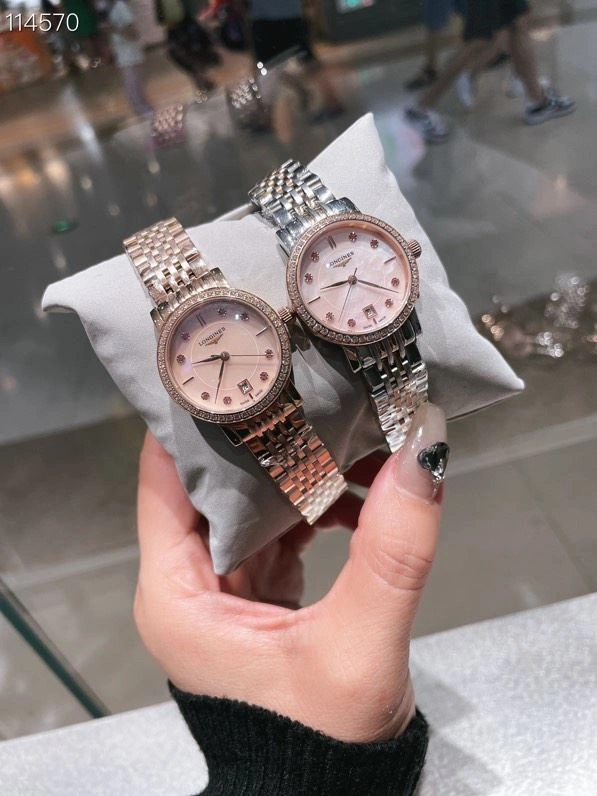 Seasonal LONGINES Watches 189456