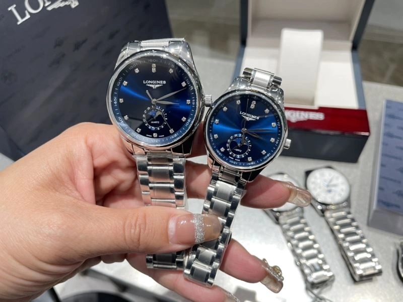 LONGINES Watches Fashionable 189342